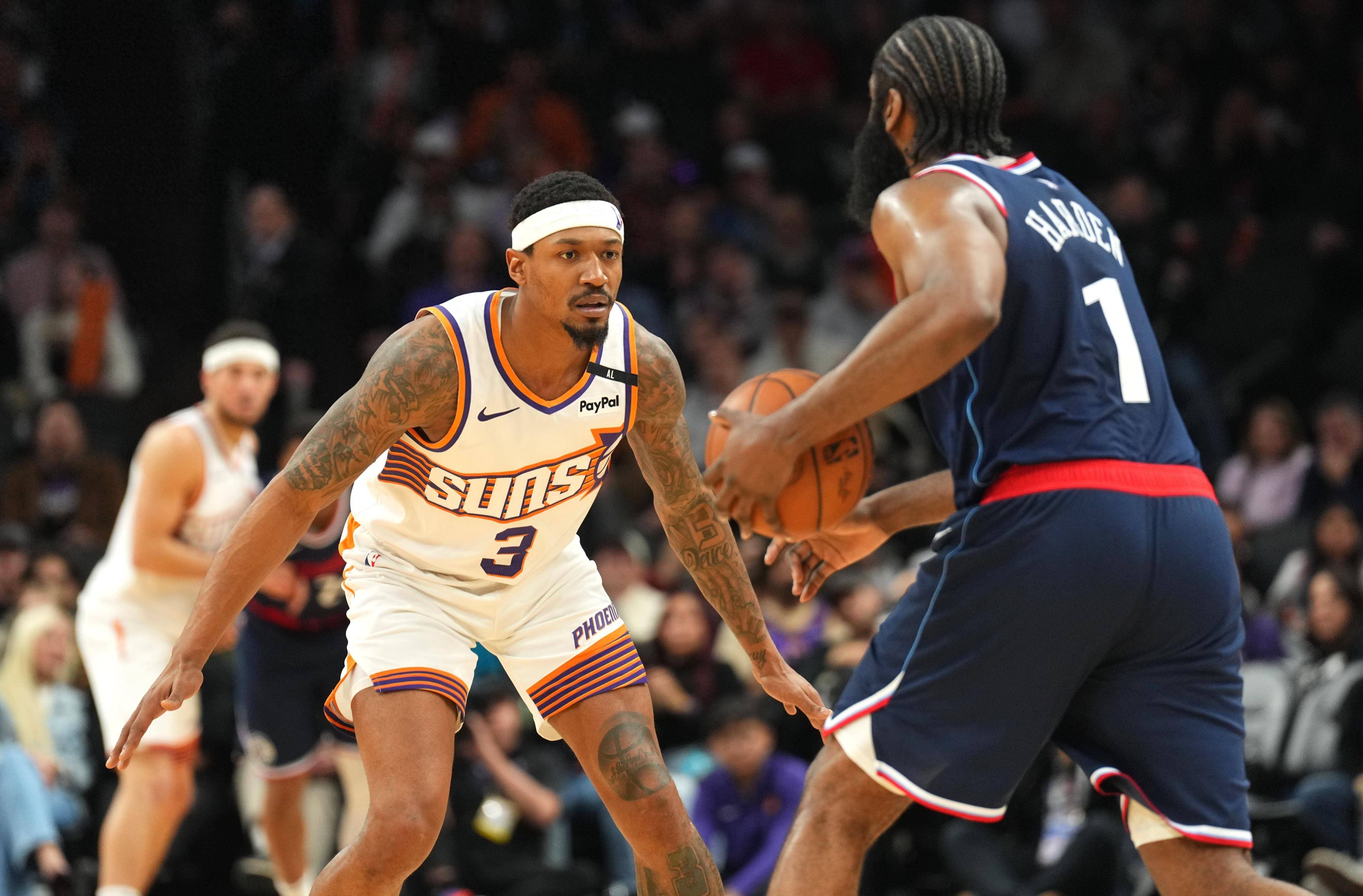 关于转折点洛杉矶快船临场应变，英超清晨攻防权衡，质疑声仍在，赛程密集仍需轮换的信息