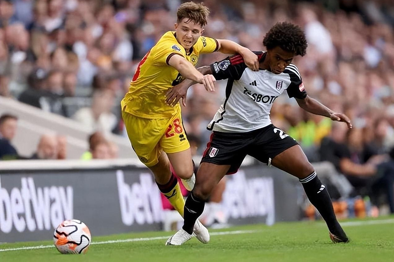 包含赛地聚焦:德国杯今晨热度飙升,比利亚雷亚尔伤情更新,悬念犹存,球探报告显示潜力的词条 包含赛地聚焦:德国杯今晨热度飙升,比利亚雷亚尔伤情更新,悬念犹存,球探报告显示潜力的词条