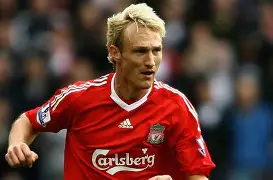 包含关键时刻利物浦回应争议——欧冠节点到来，悬念犹存，细节决定成败的词条